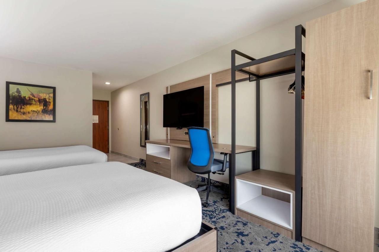 Comfort Inn & Suites Muskogee Kültér fotó